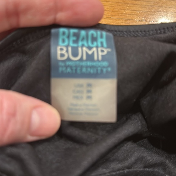 Beach Bump by Motherhood Maternity black one pieces swimsuit size medium. - Picture 4 of 9